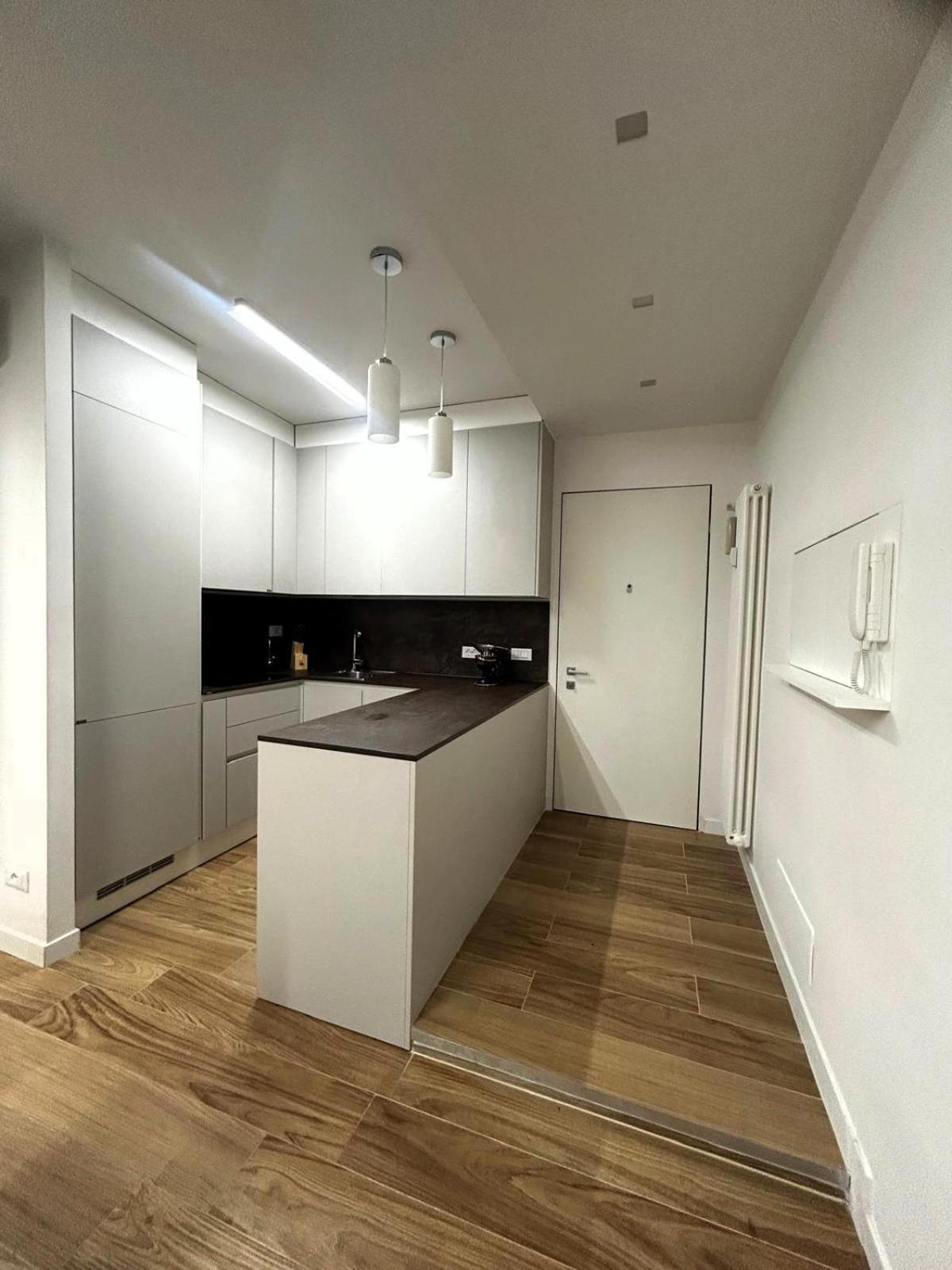 Apartment Realty Company Mercede Rome