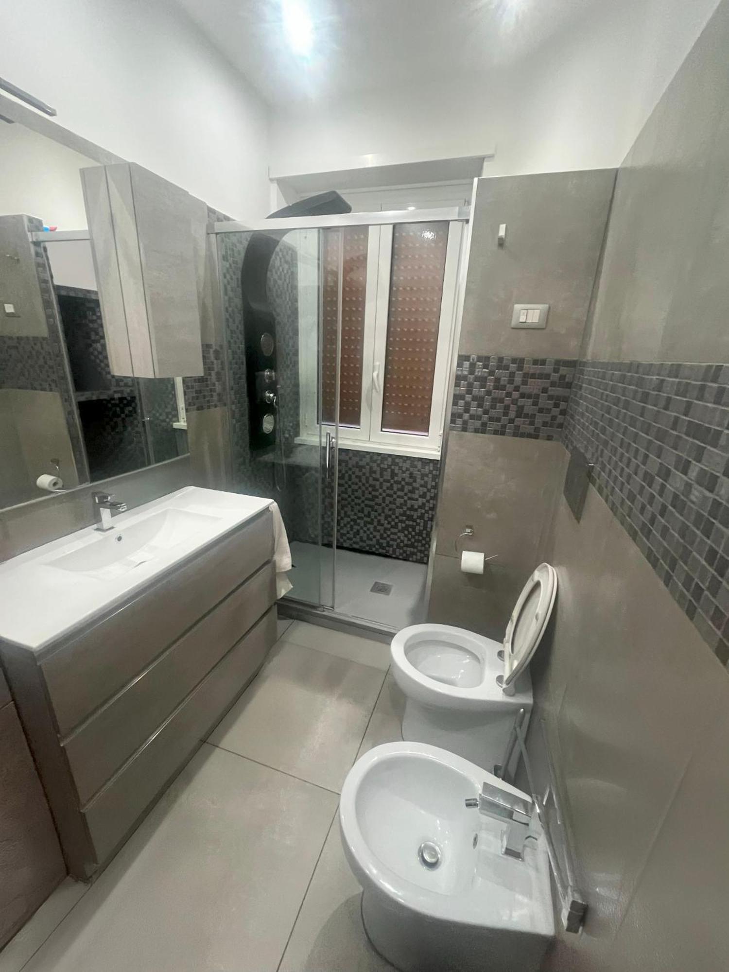 Apartment Realty Company Mercede Rome