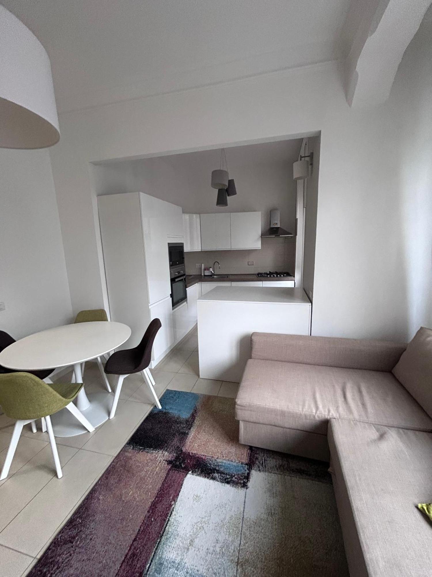 Apartment Realty Company Mercede